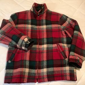 WOOLRICH, Vintage, ladies coat, Large, near new condition, full length zip